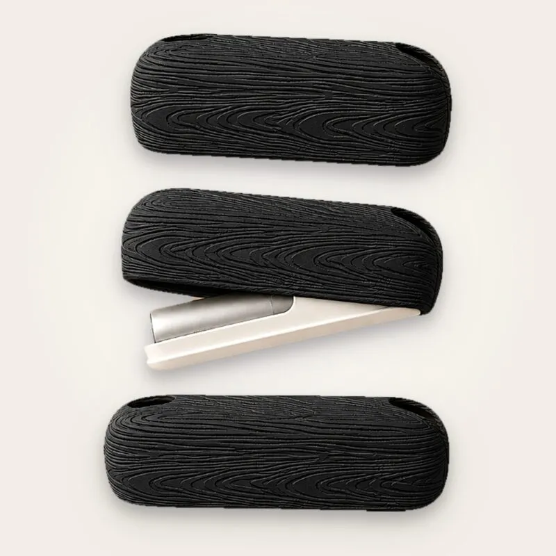 IQOS Iluma i kılıf Woodgrain Flow, siyah